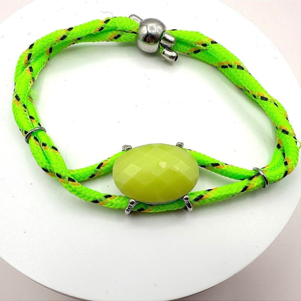 Vintage 90s Green Cord Bracelet Faceted Glass Oval Silver Tone Charm Jewelry
